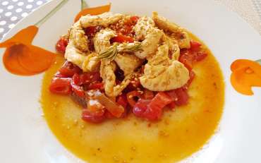 Tocchetti di pollo e peperoni